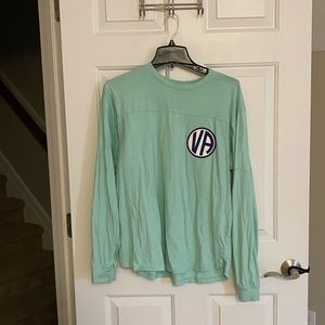 Va long sleeve shirt